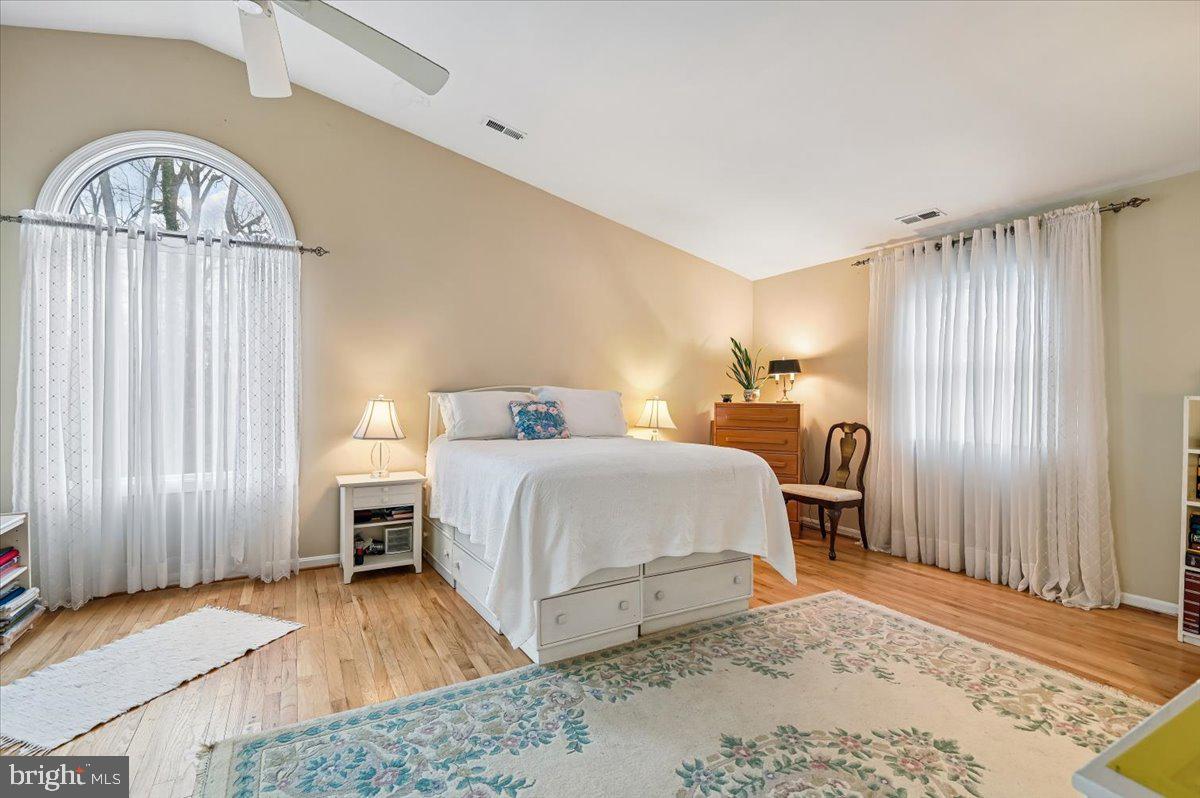 CARRIAGE HILLS - Residential