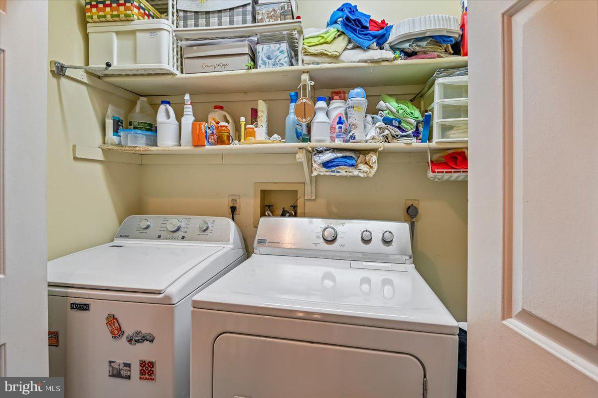 CARRIAGE HILLS - Residential