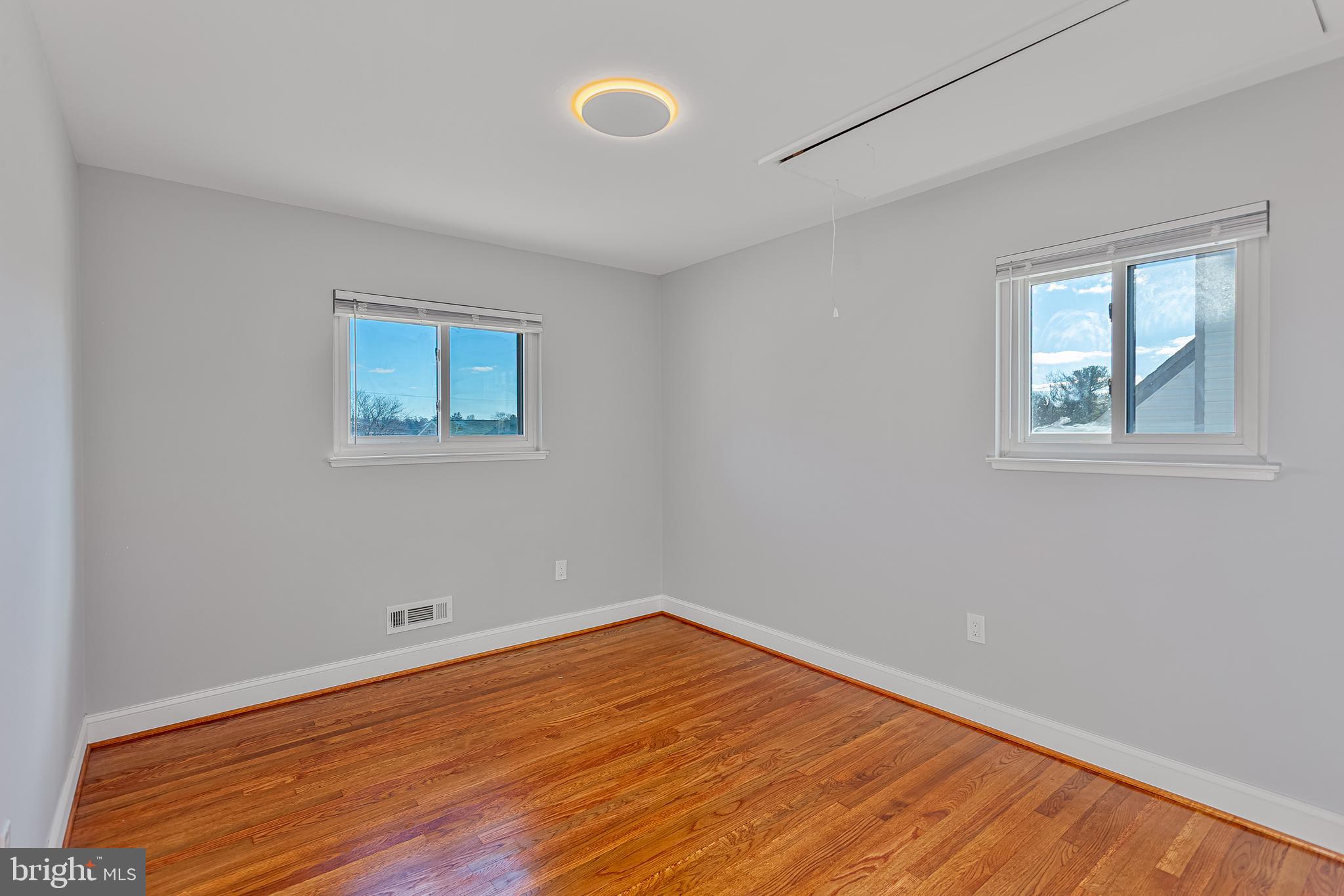 WESTVIEW PARK - Residential