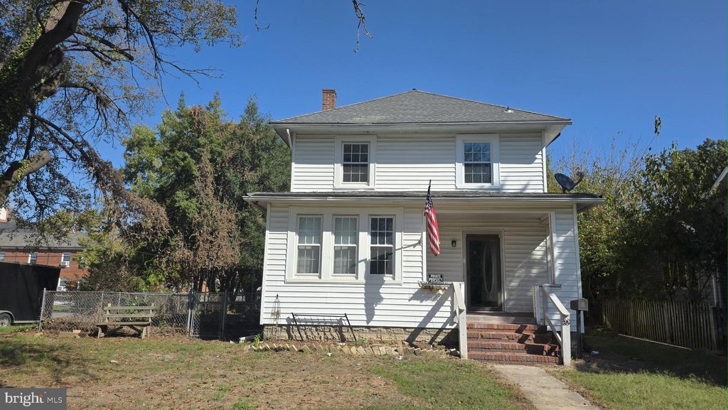 Photo of 100 3rd SE Avenue, GLEN BURNIE, MD 21061 (MLS # MDAA2128114)