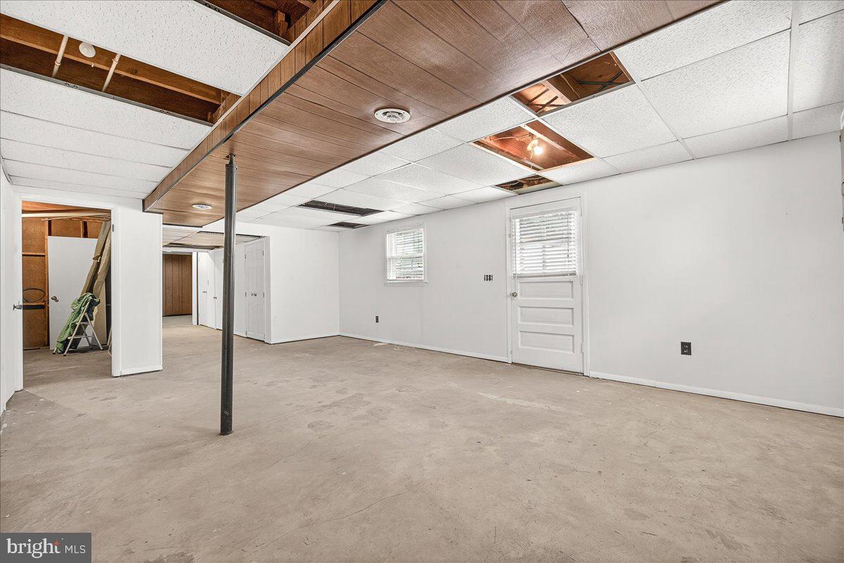 OLD ORCHARD ESTATES - Residential