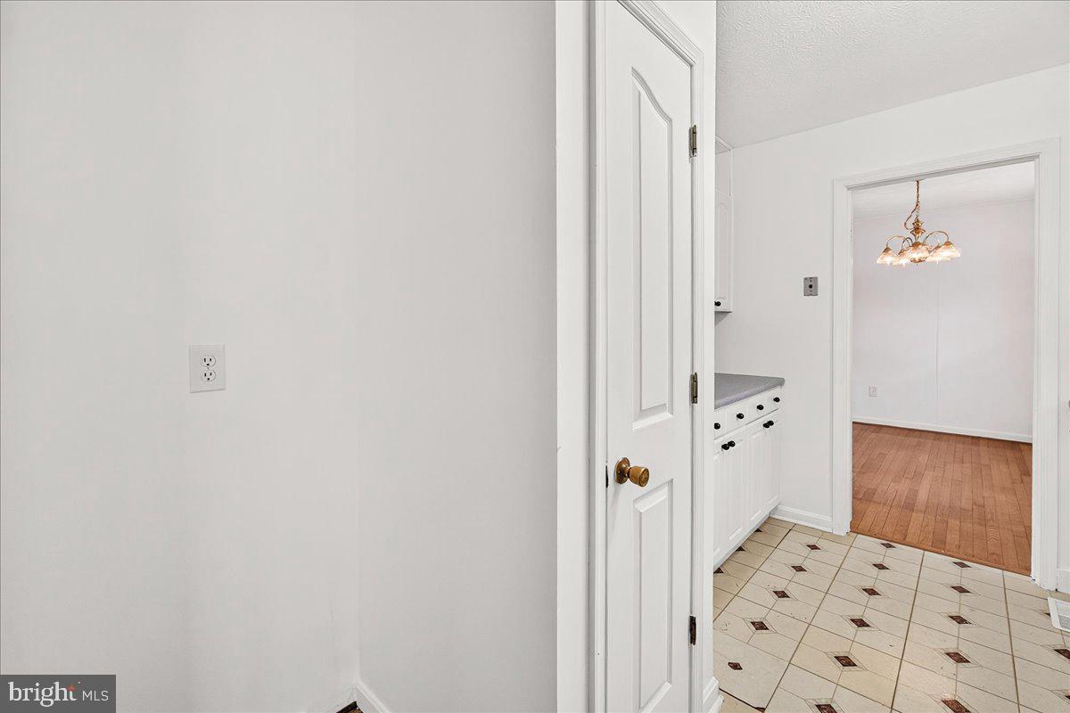 OLD ORCHARD ESTATES - Residential