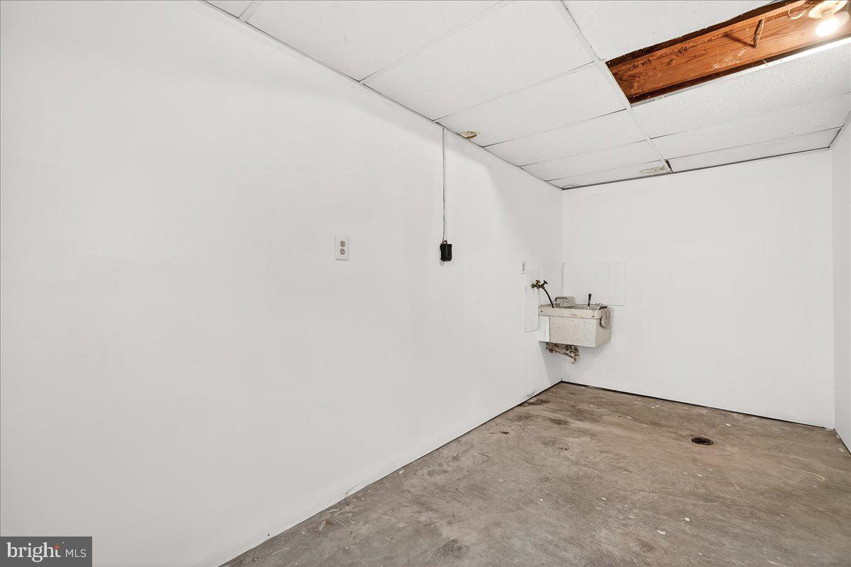 OLD ORCHARD ESTATES - Residential