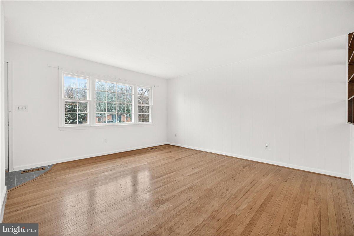 OLD ORCHARD ESTATES - Residential