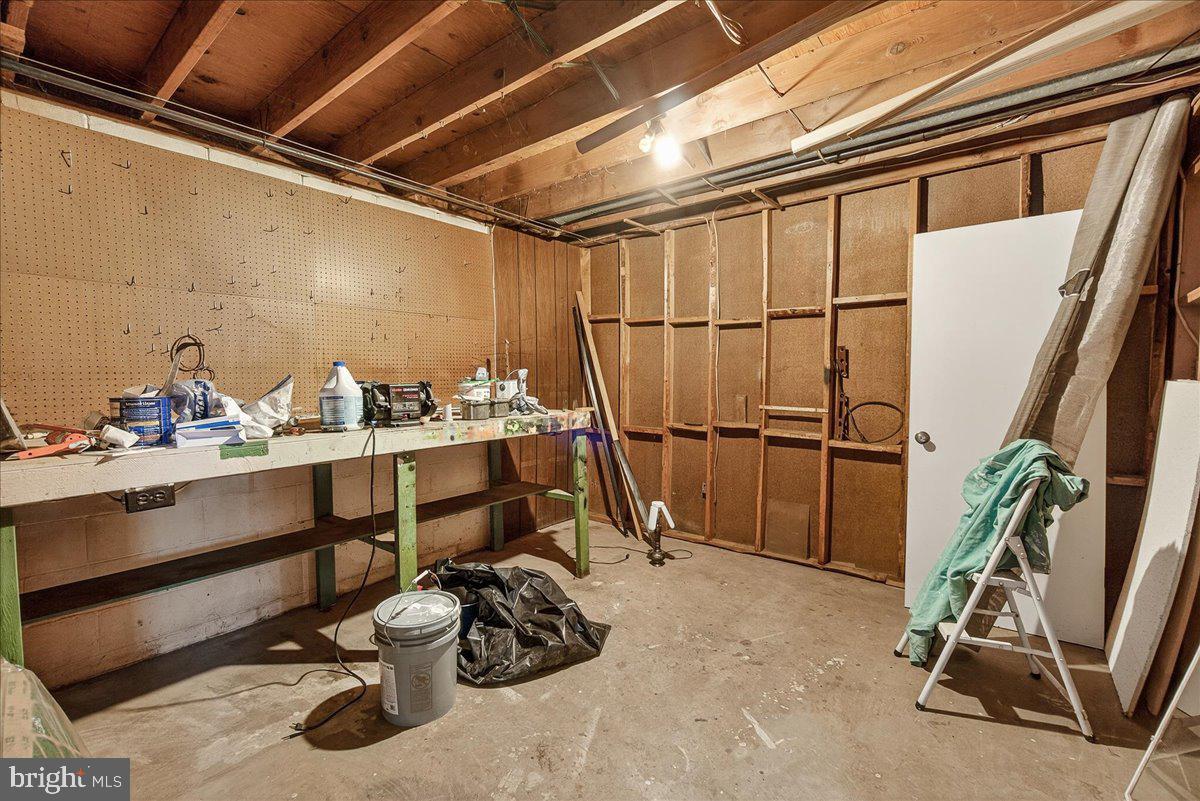 OLD ORCHARD ESTATES - Residential