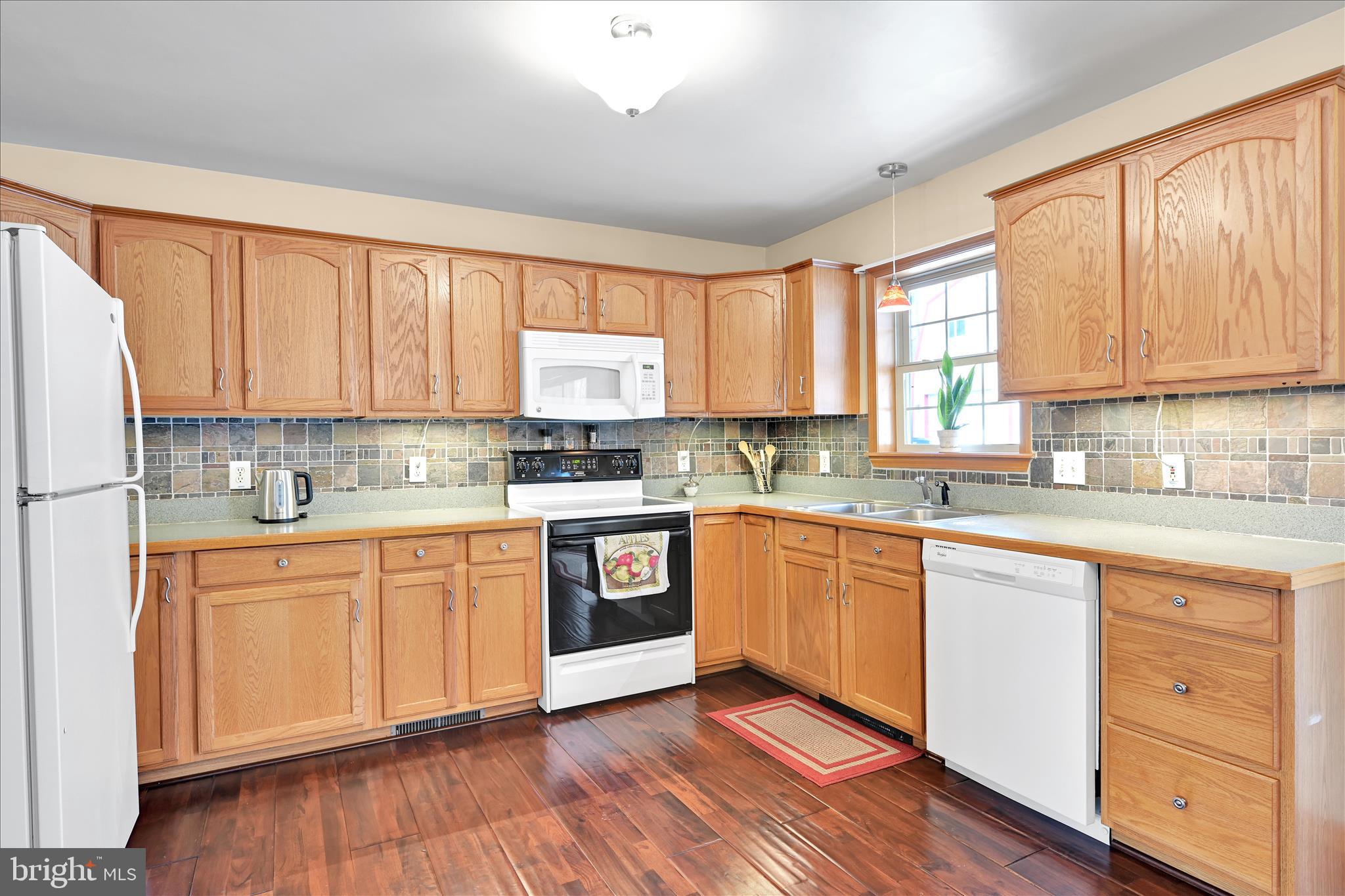 OAK GROVE - Residential