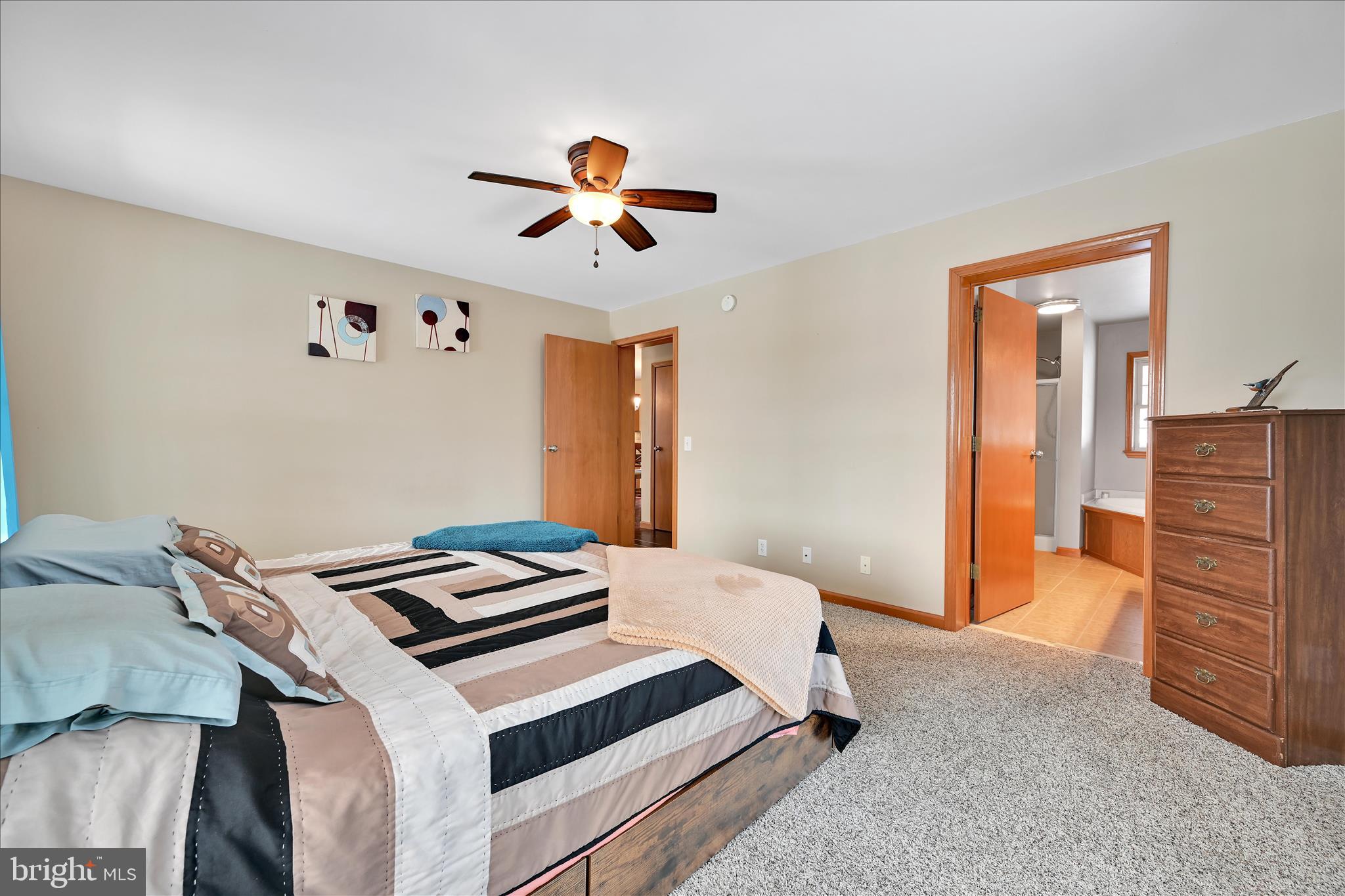 OAK GROVE - Residential