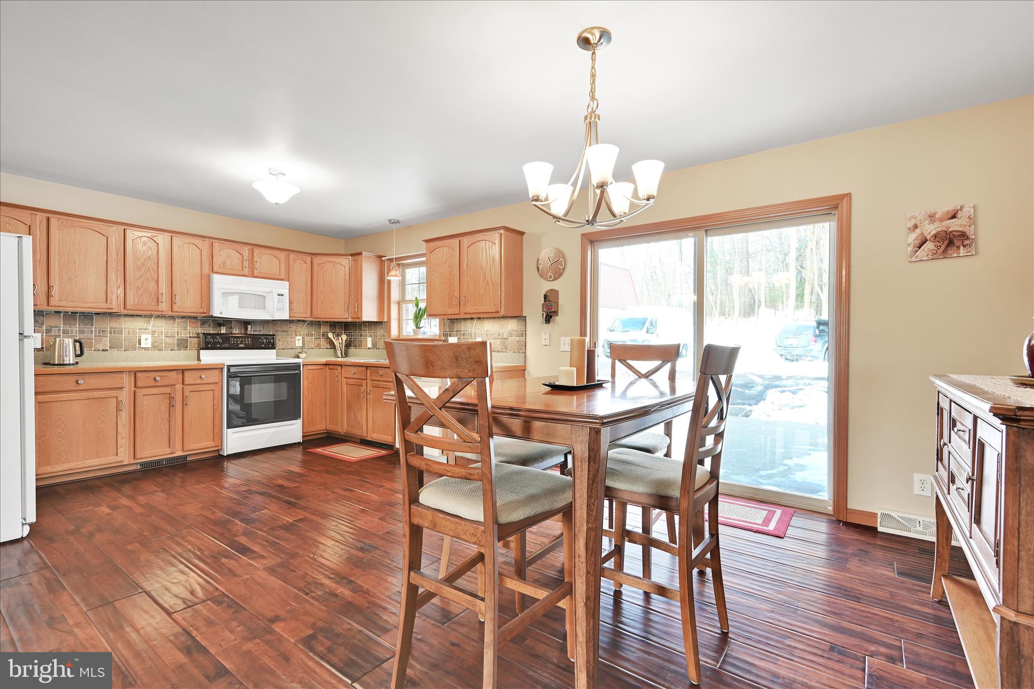 OAK GROVE - Residential