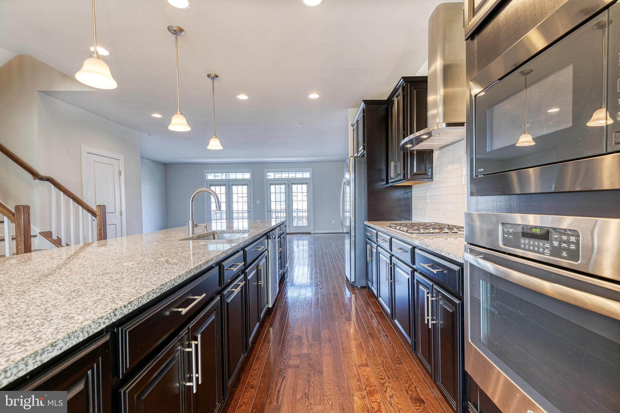 SUBURBAN GREENE - Residential
