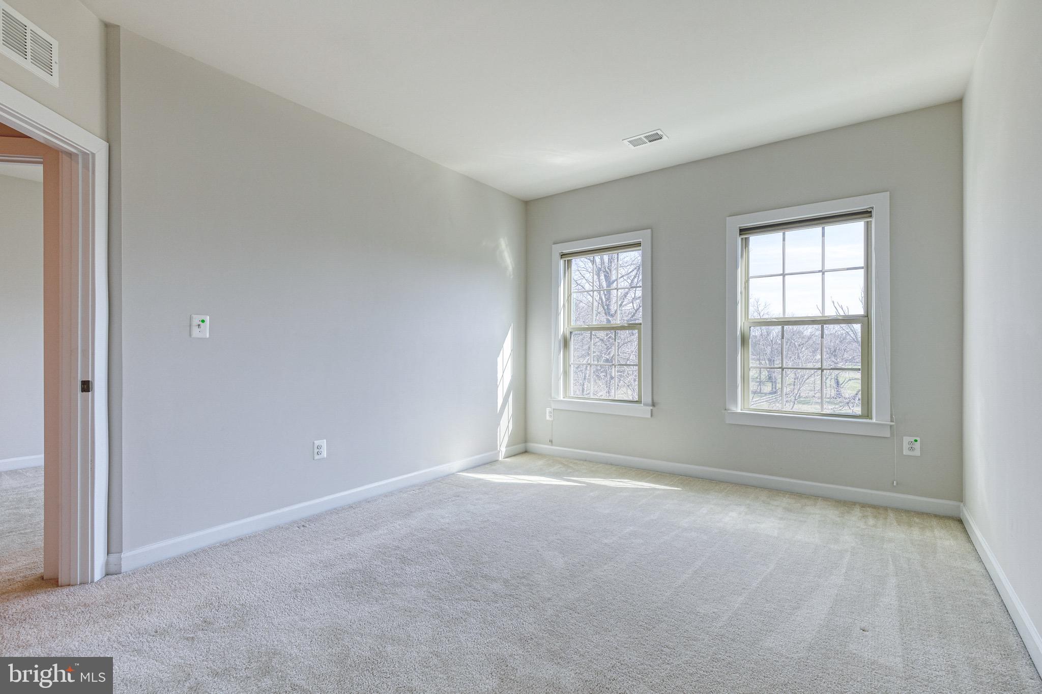 SUBURBAN GREENE - Residential