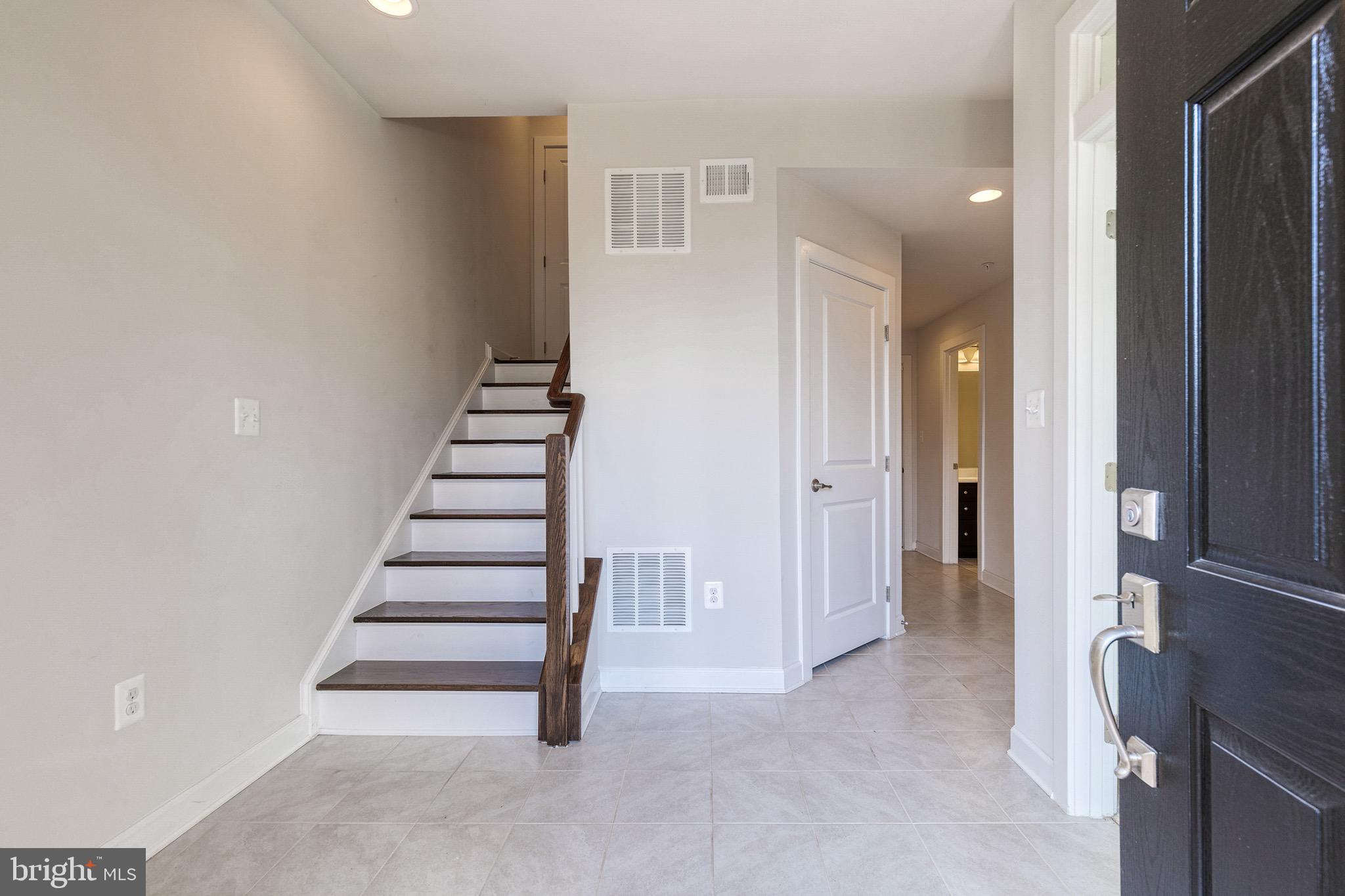 SUBURBAN GREENE - Residential