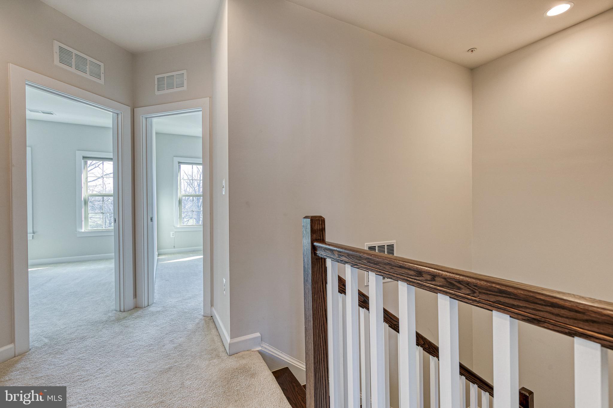 SUBURBAN GREENE - Residential