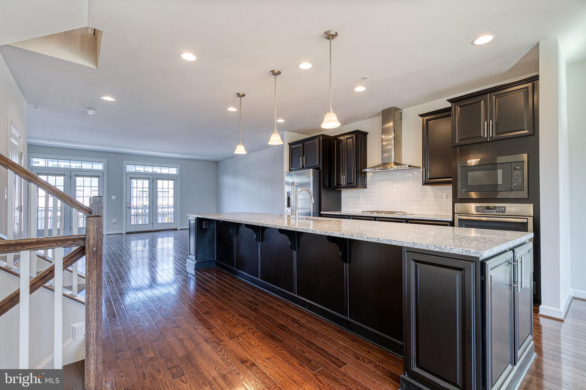 SUBURBAN GREENE - Residential
