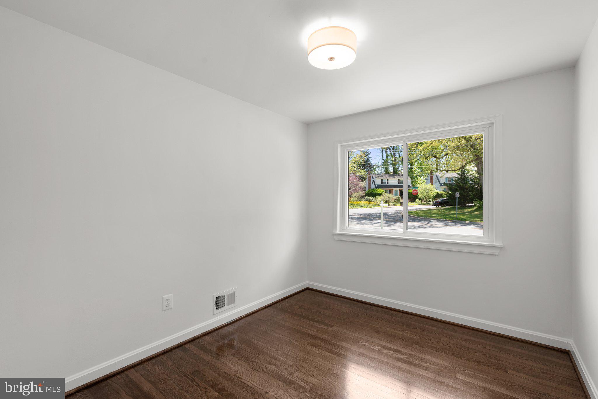 DAWN VILLAGE - Residential