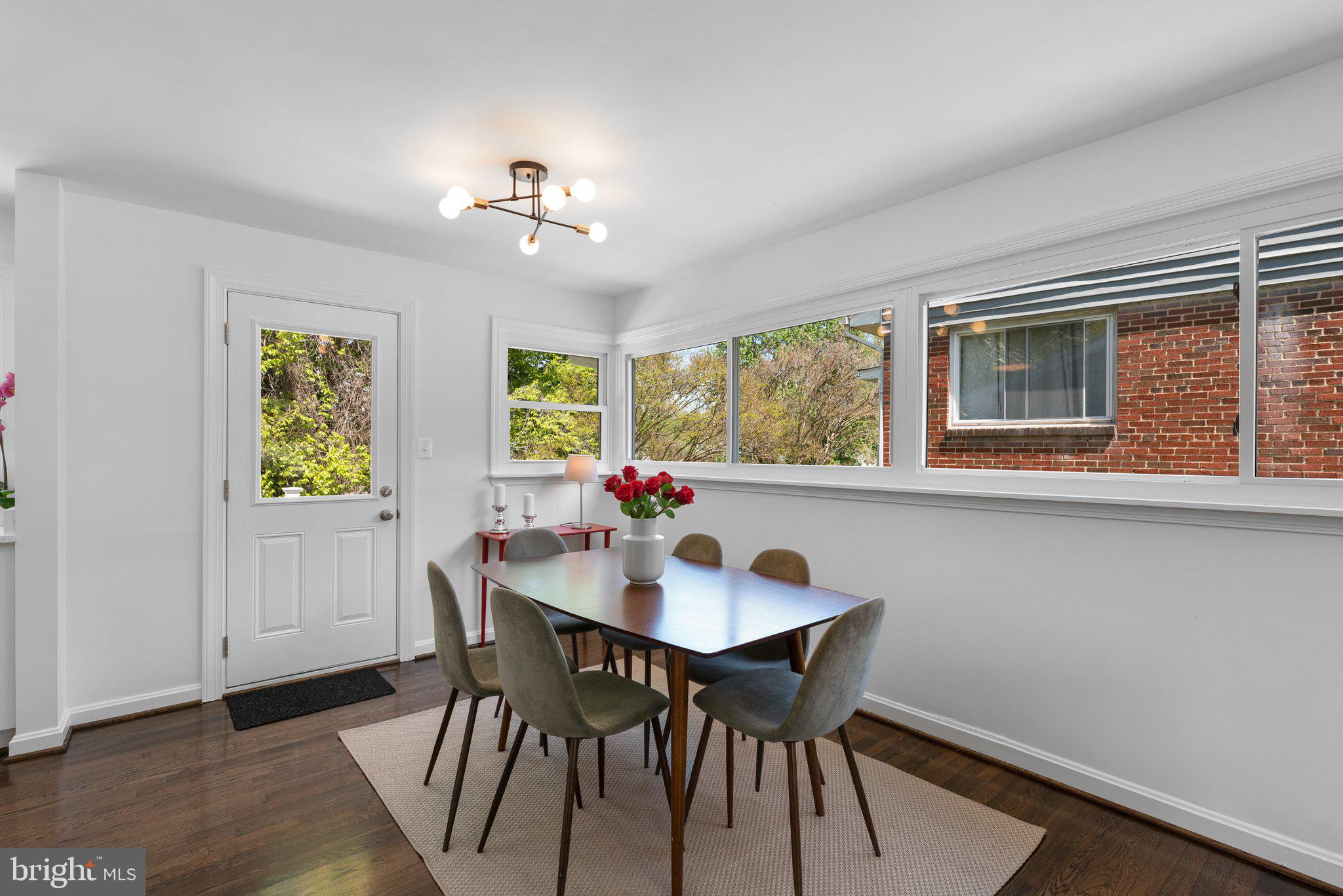 DAWN VILLAGE - Residential