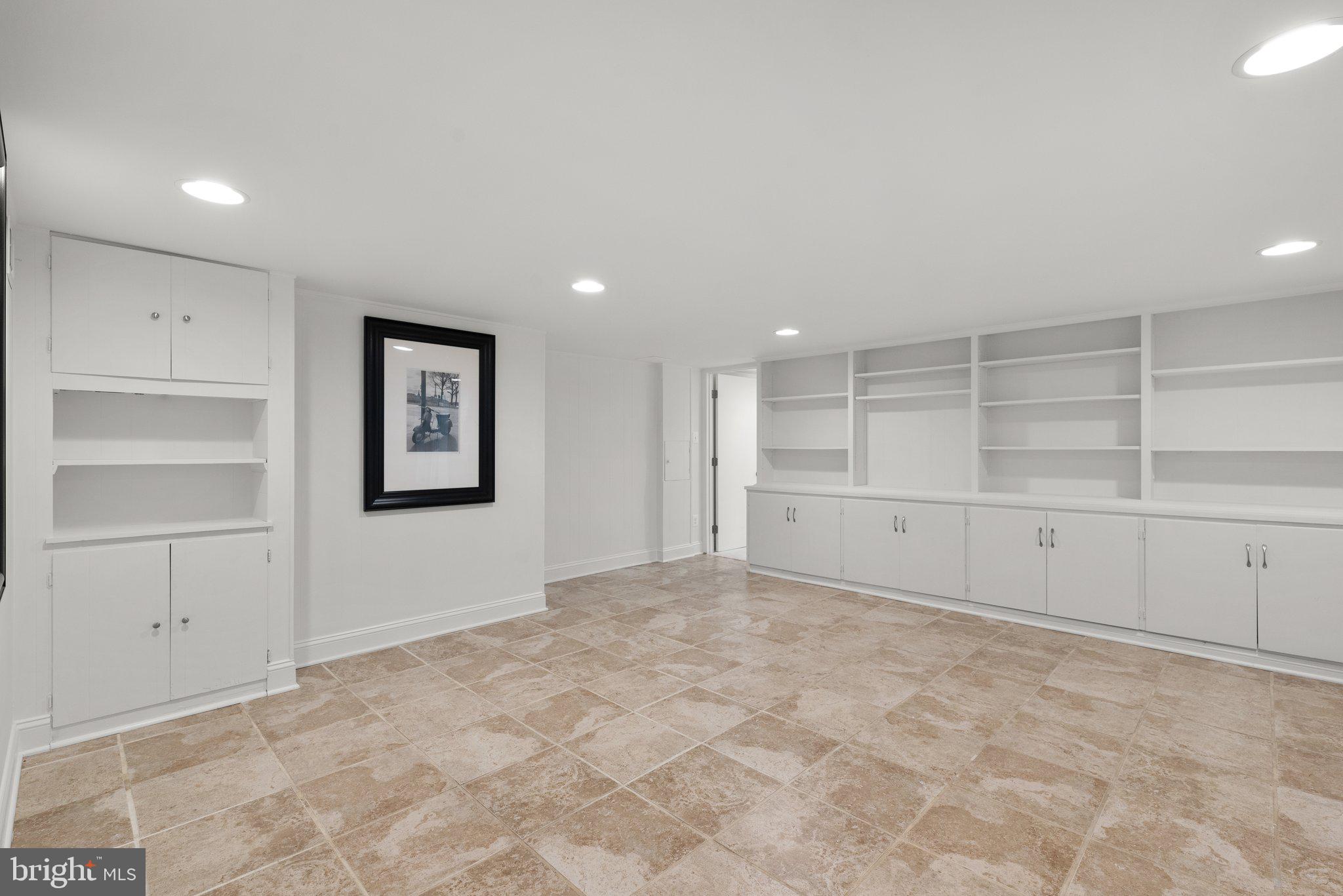 DAWN VILLAGE - Residential