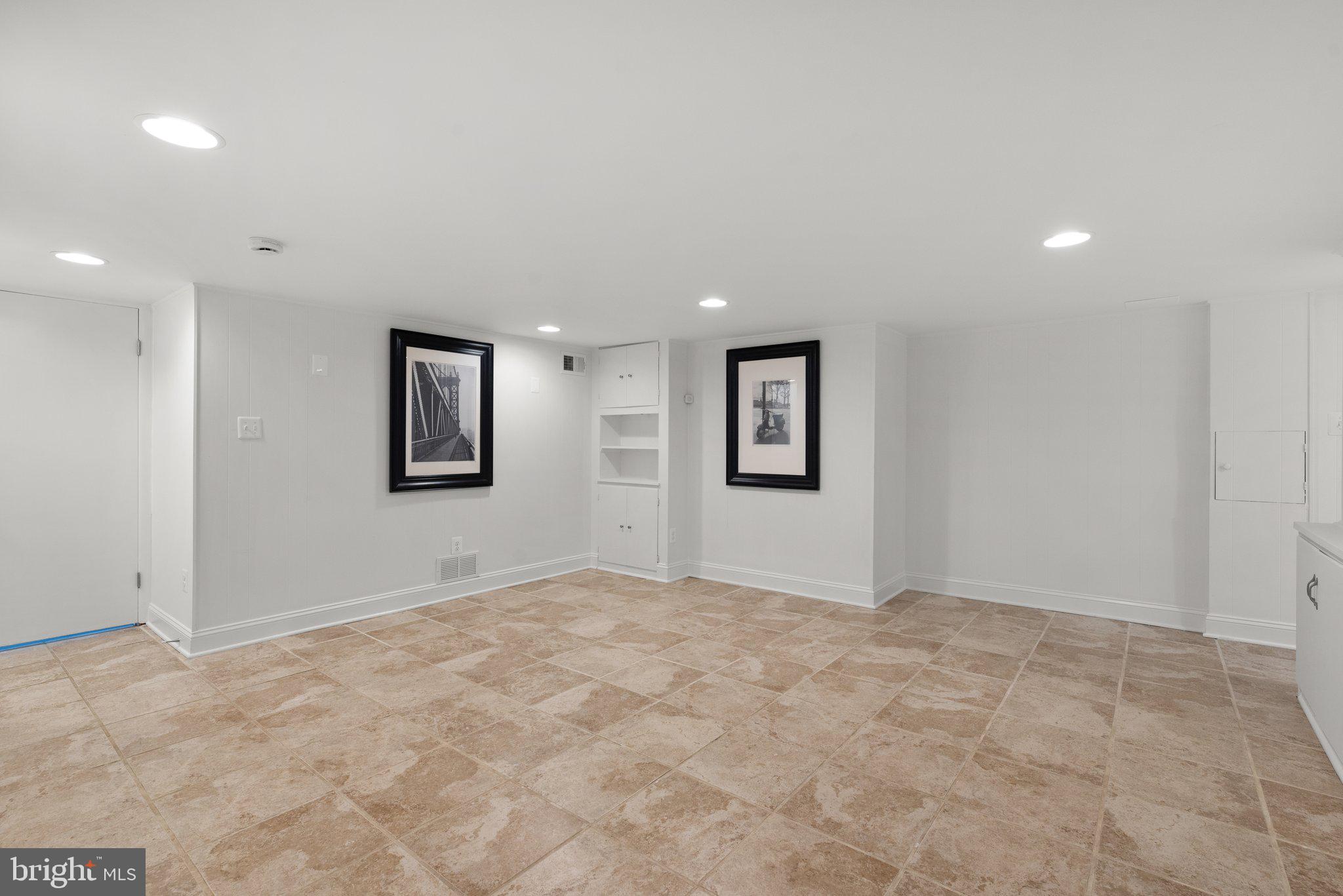 DAWN VILLAGE - Residential