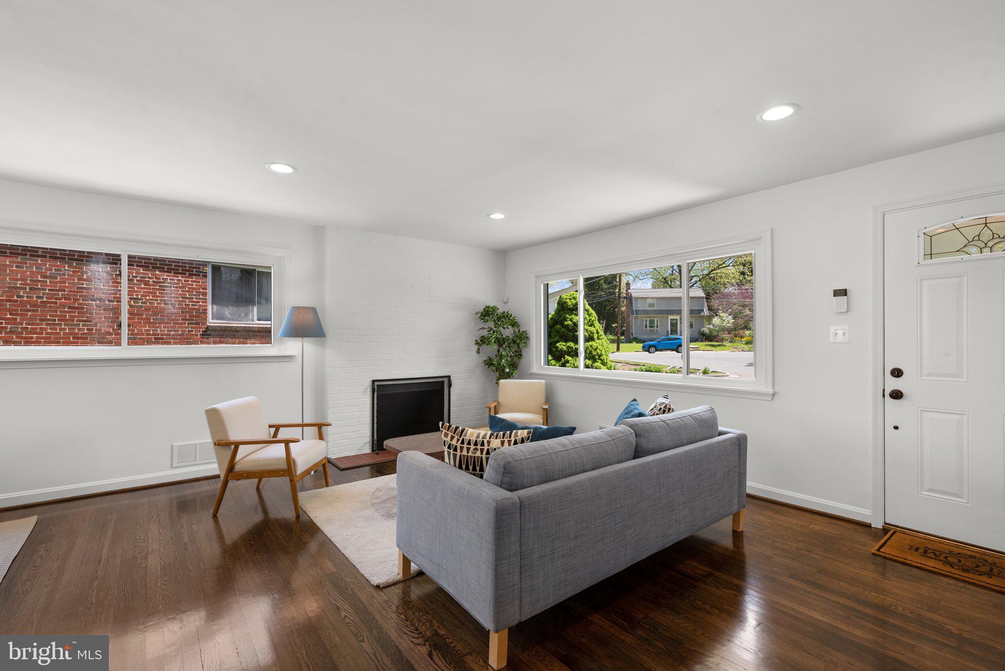 DAWN VILLAGE - Residential