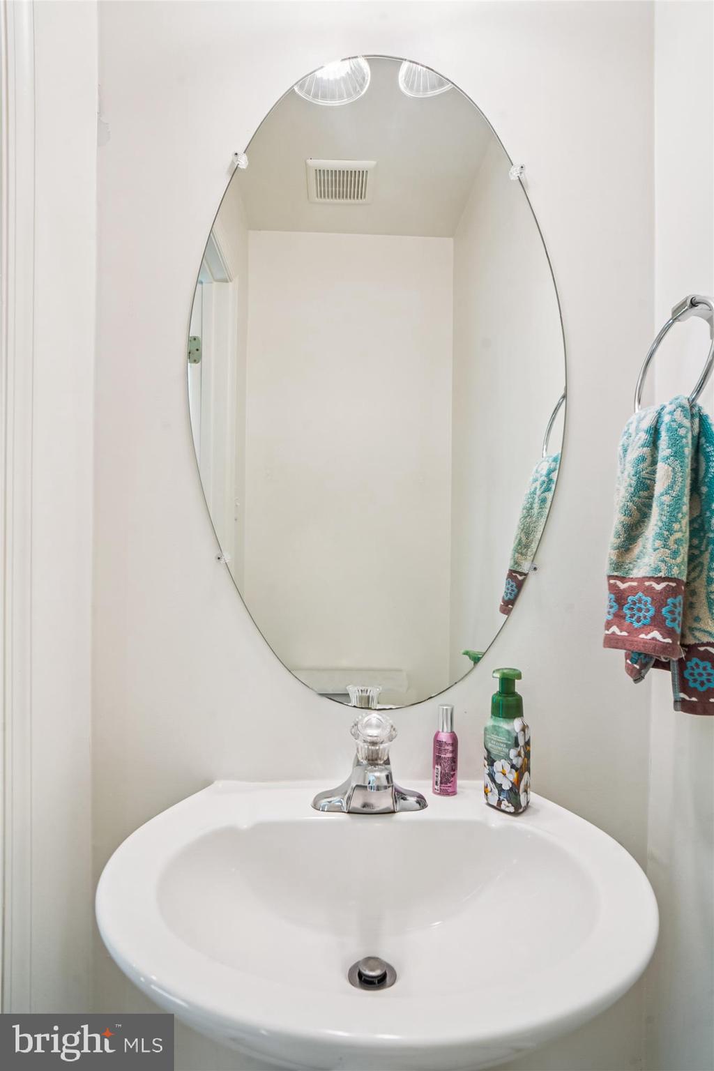 TWIN ARCH CROSSING - Residential