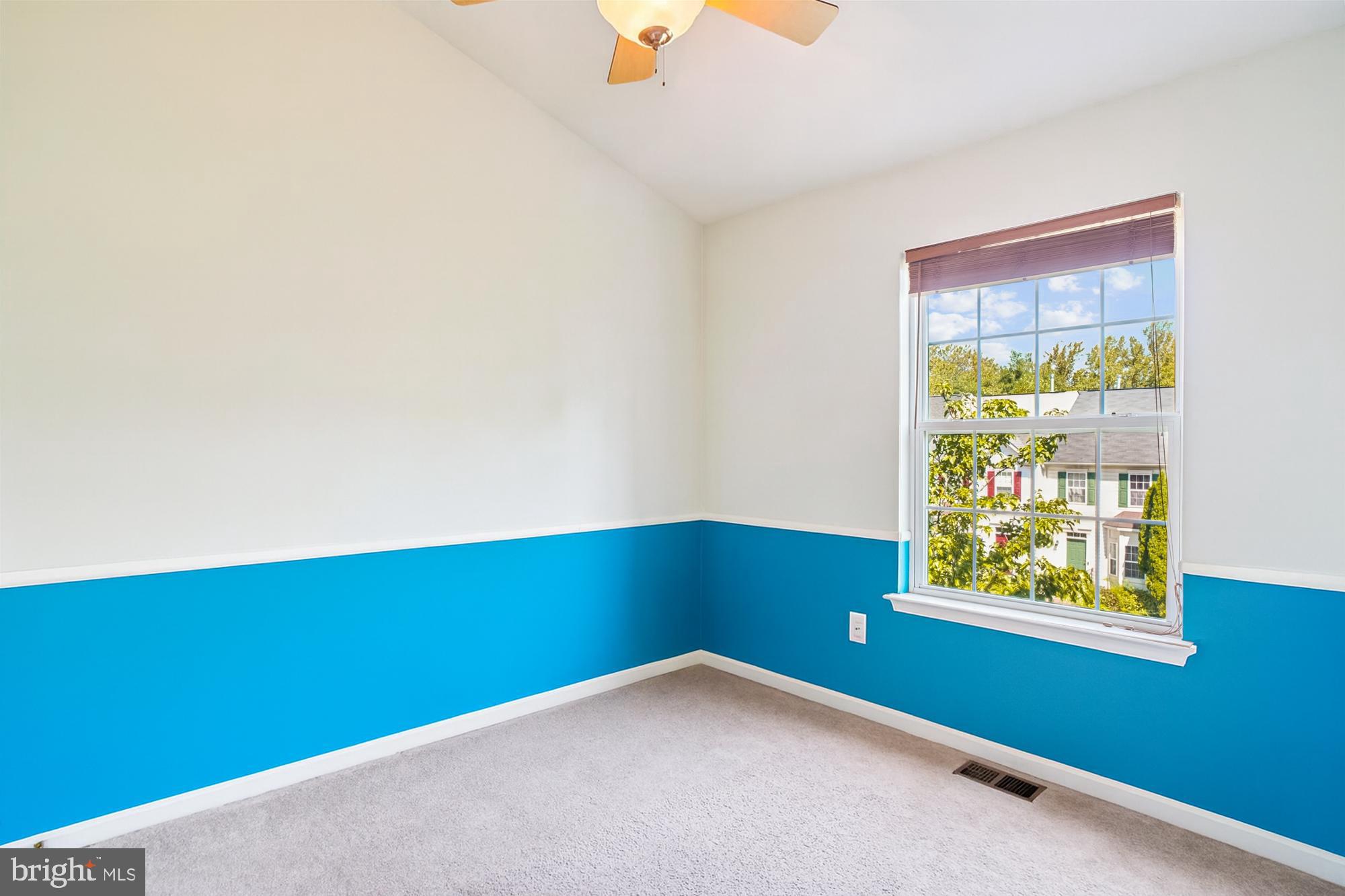 TWIN ARCH CROSSING - Residential