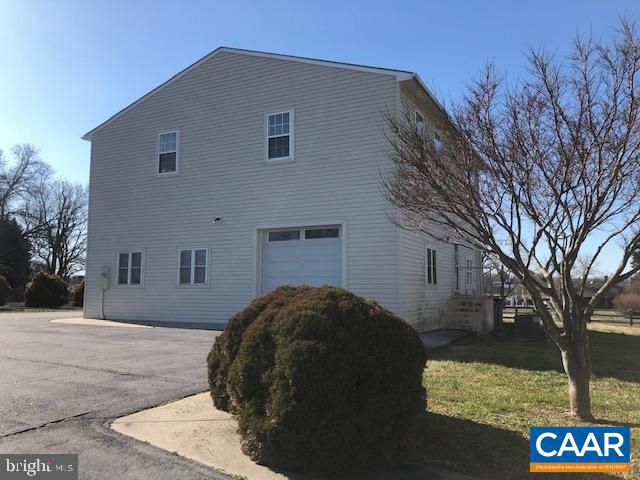 UNKNOWN - Residential Lease