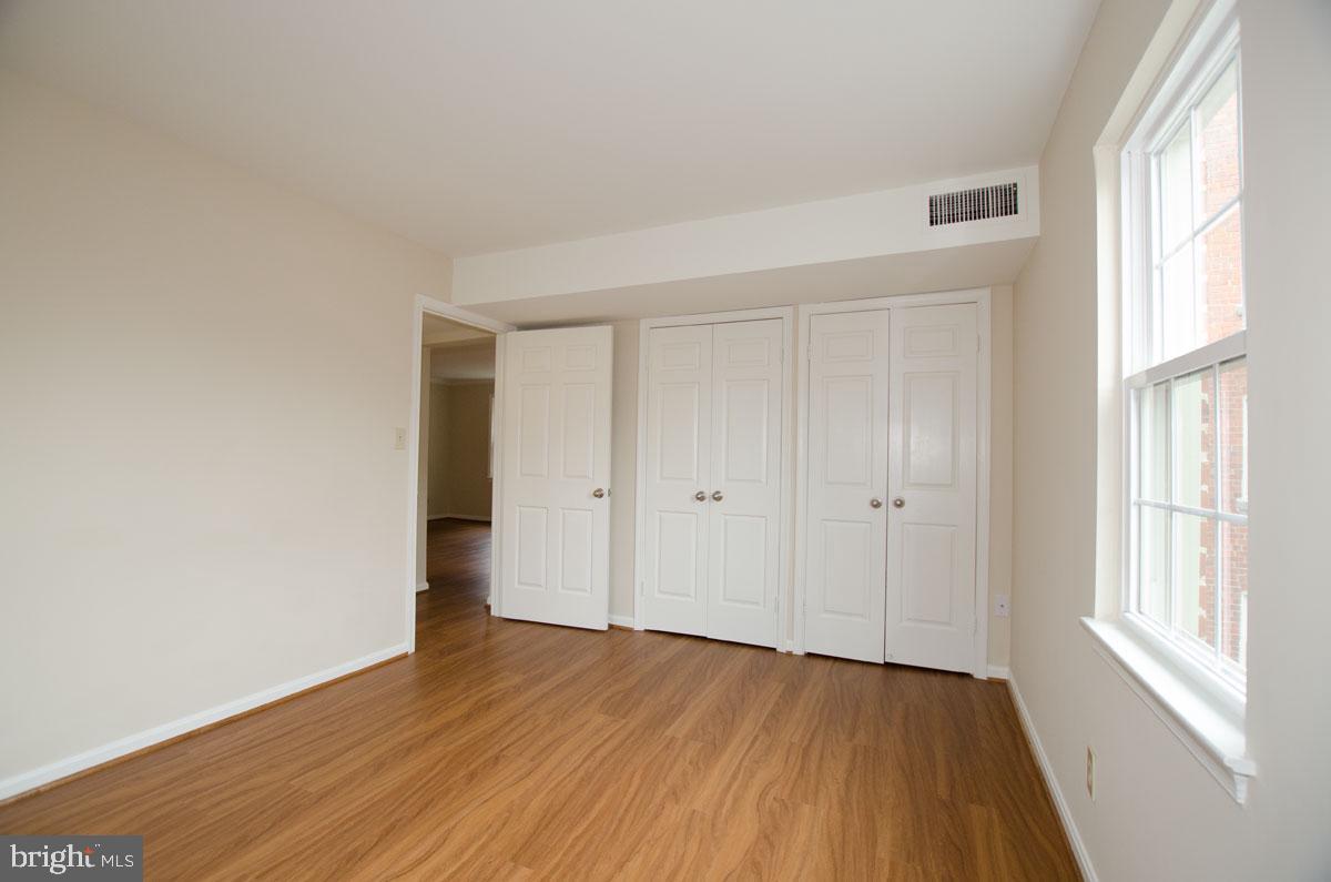 HARBOR TERRACE - Residential Lease