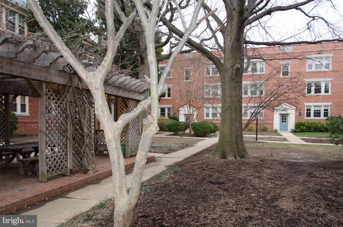 HARBOR TERRACE - Residential Lease