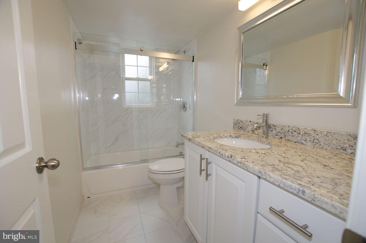 HARBOR TERRACE - Residential Lease