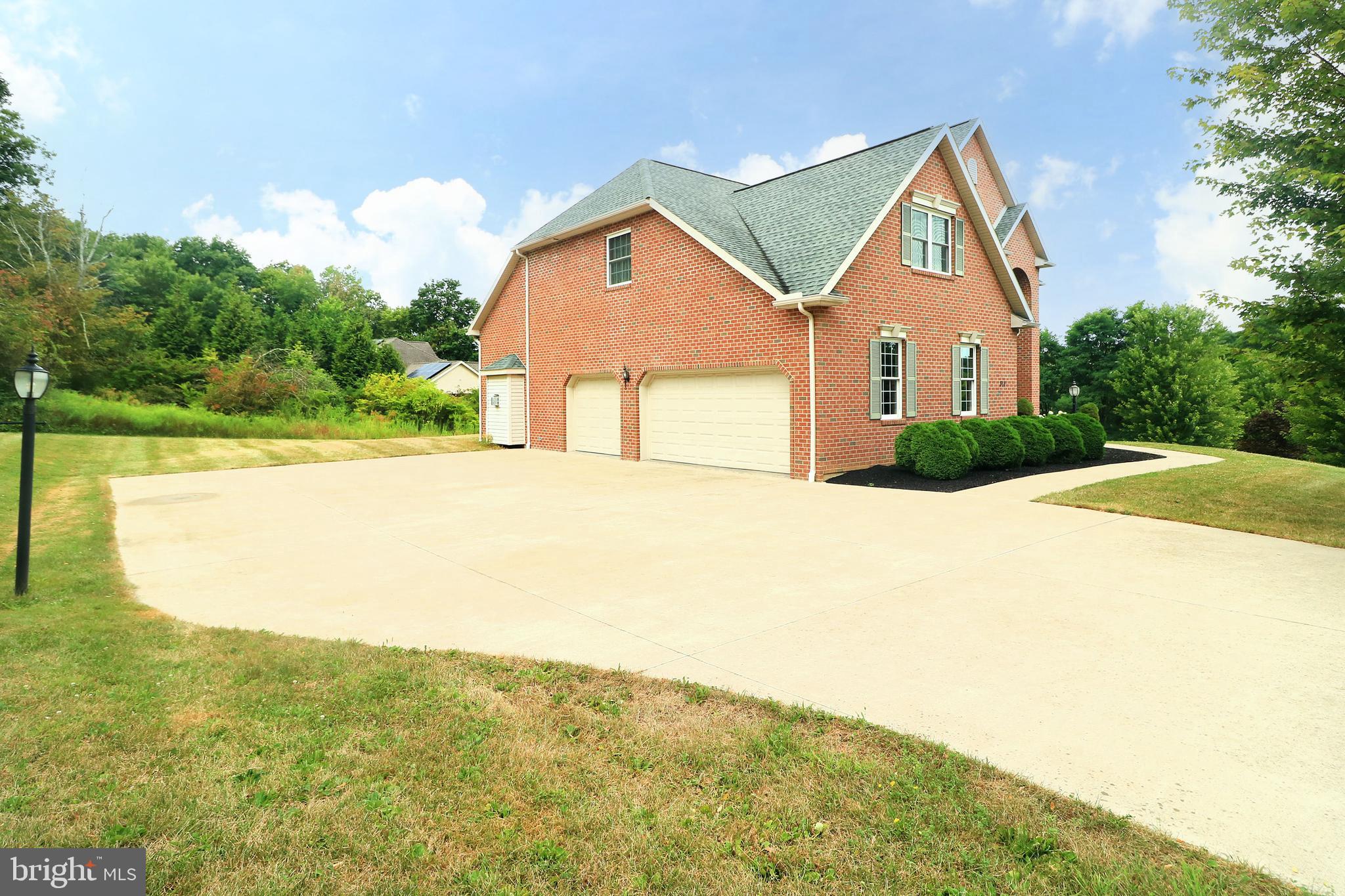 THISTLEWOOD - Residential