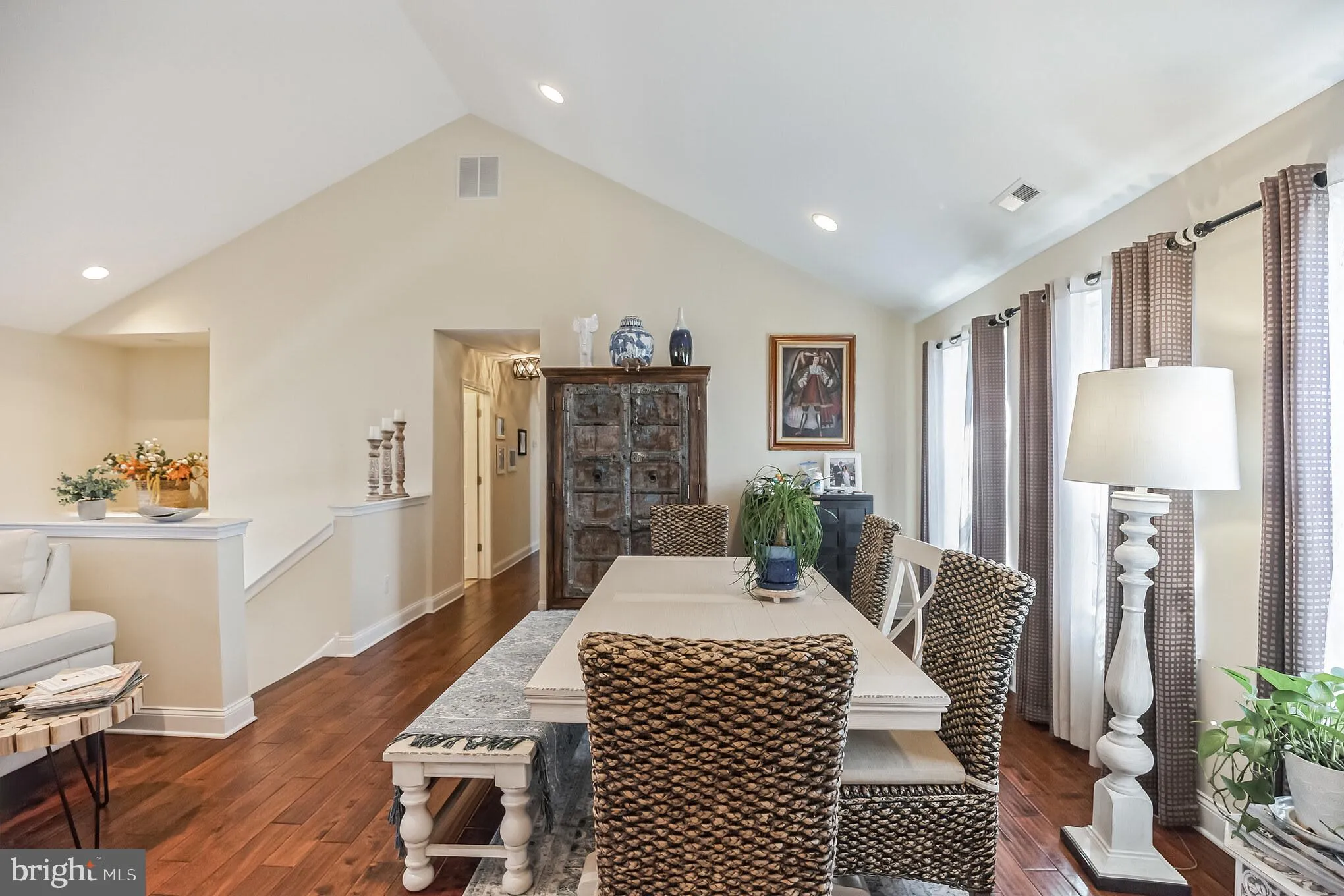 Cherry Hill, New Jersey 08002, United States, 5 Bedrooms Bedrooms, ,3 BathroomsBathrooms,Residential,Active,191126