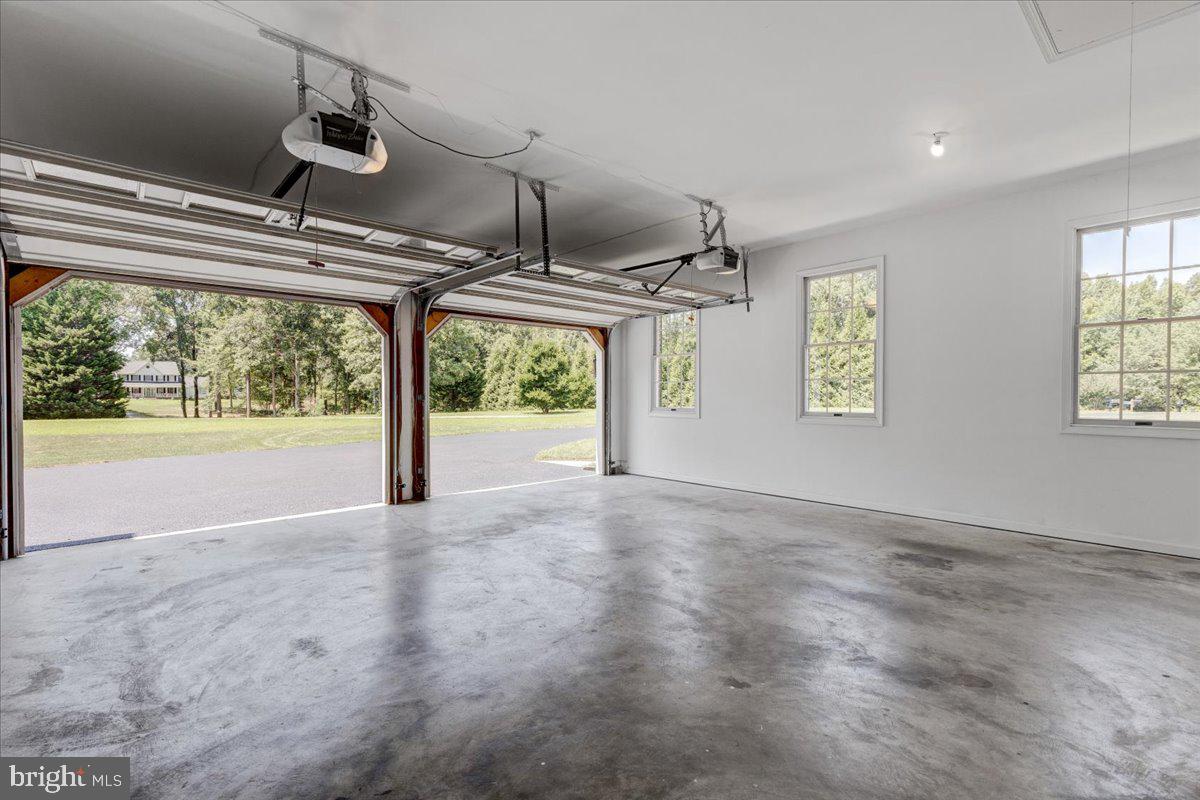 HUNTLEY ESTATES - Residential