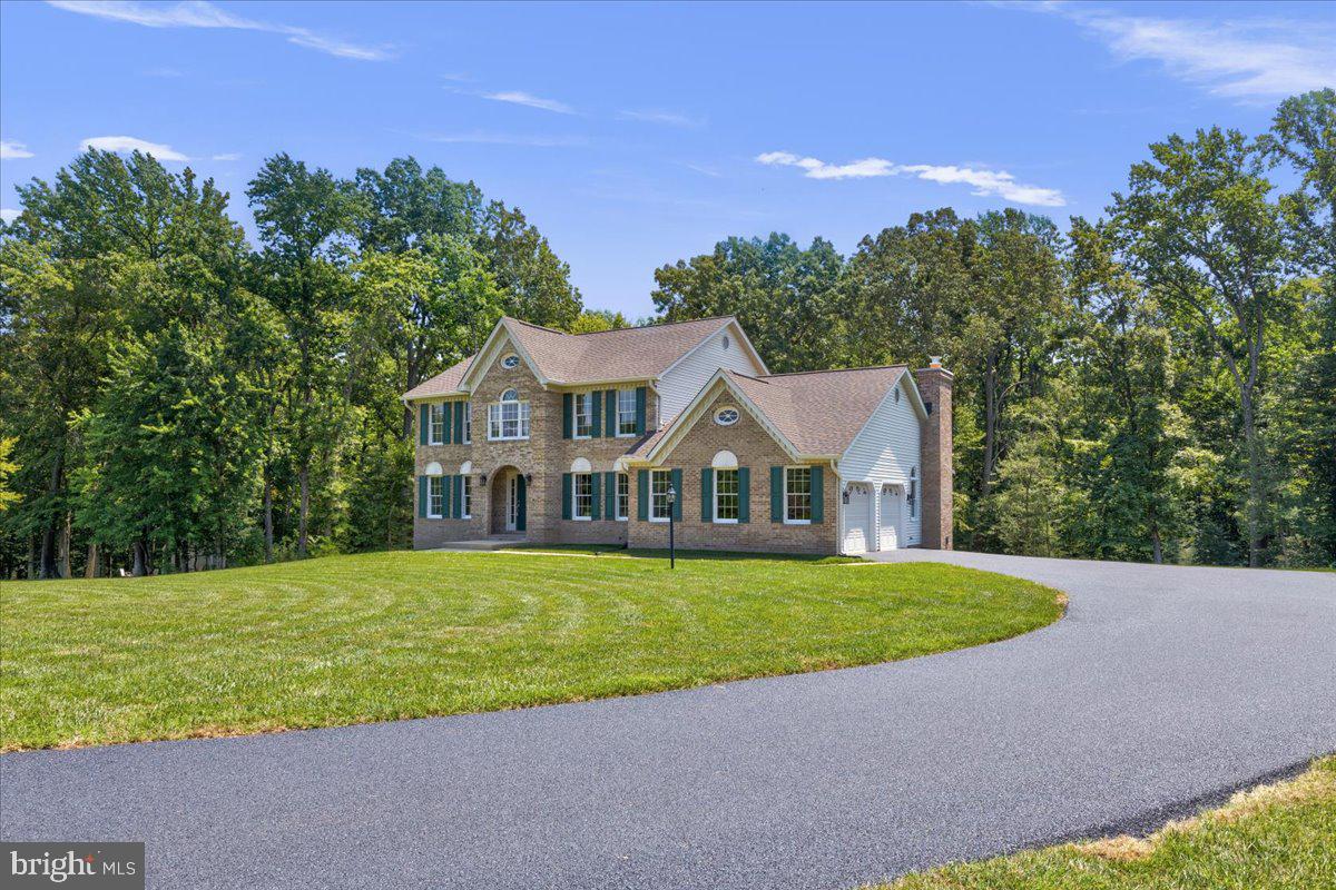 HUNTLEY ESTATES - Residential