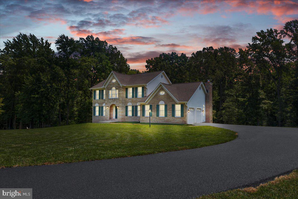 HUNTLEY ESTATES - Residential