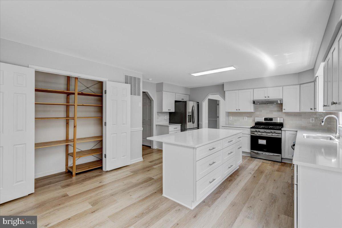 HUNTLEY ESTATES - Residential