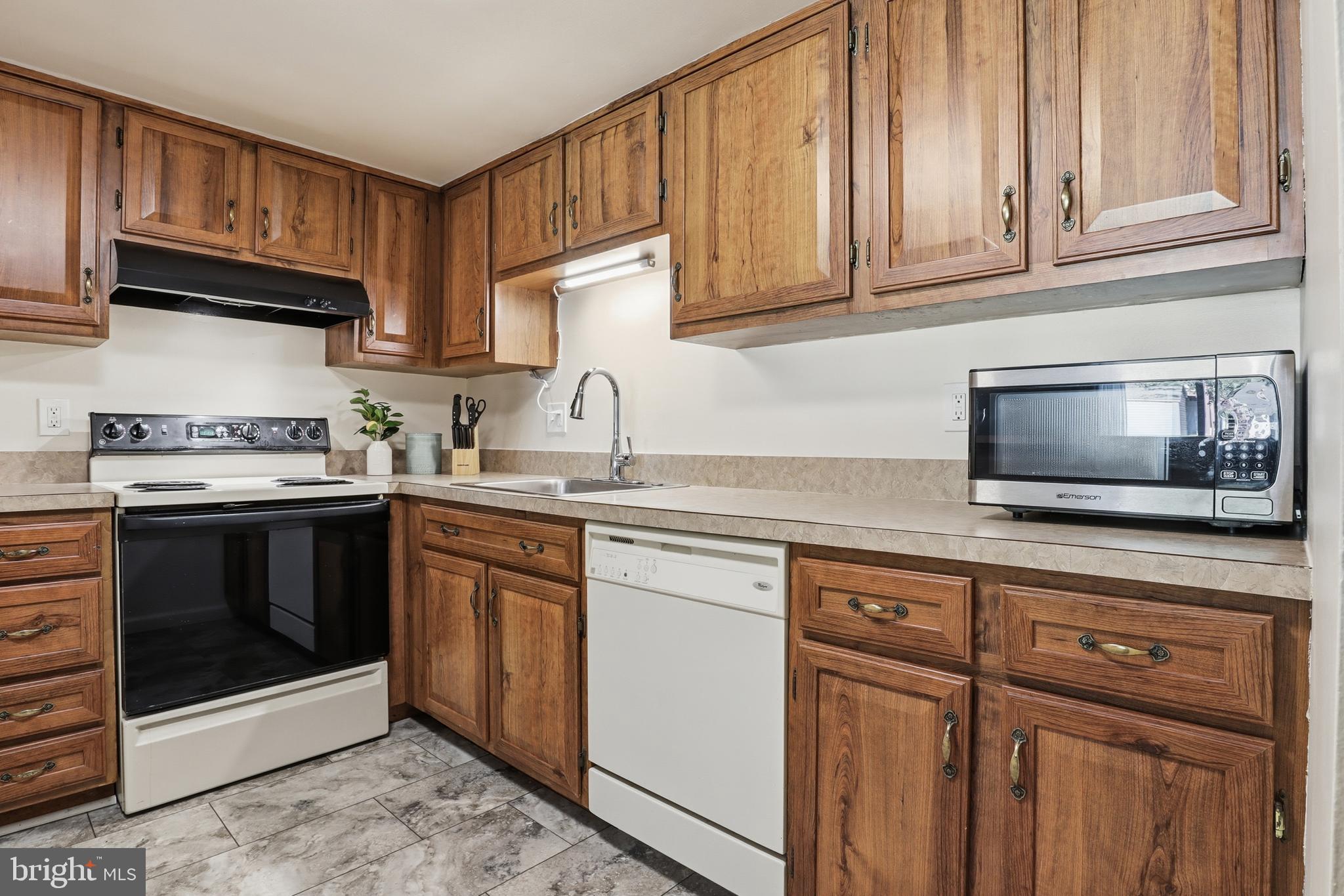 GEORGETOWN - Residential