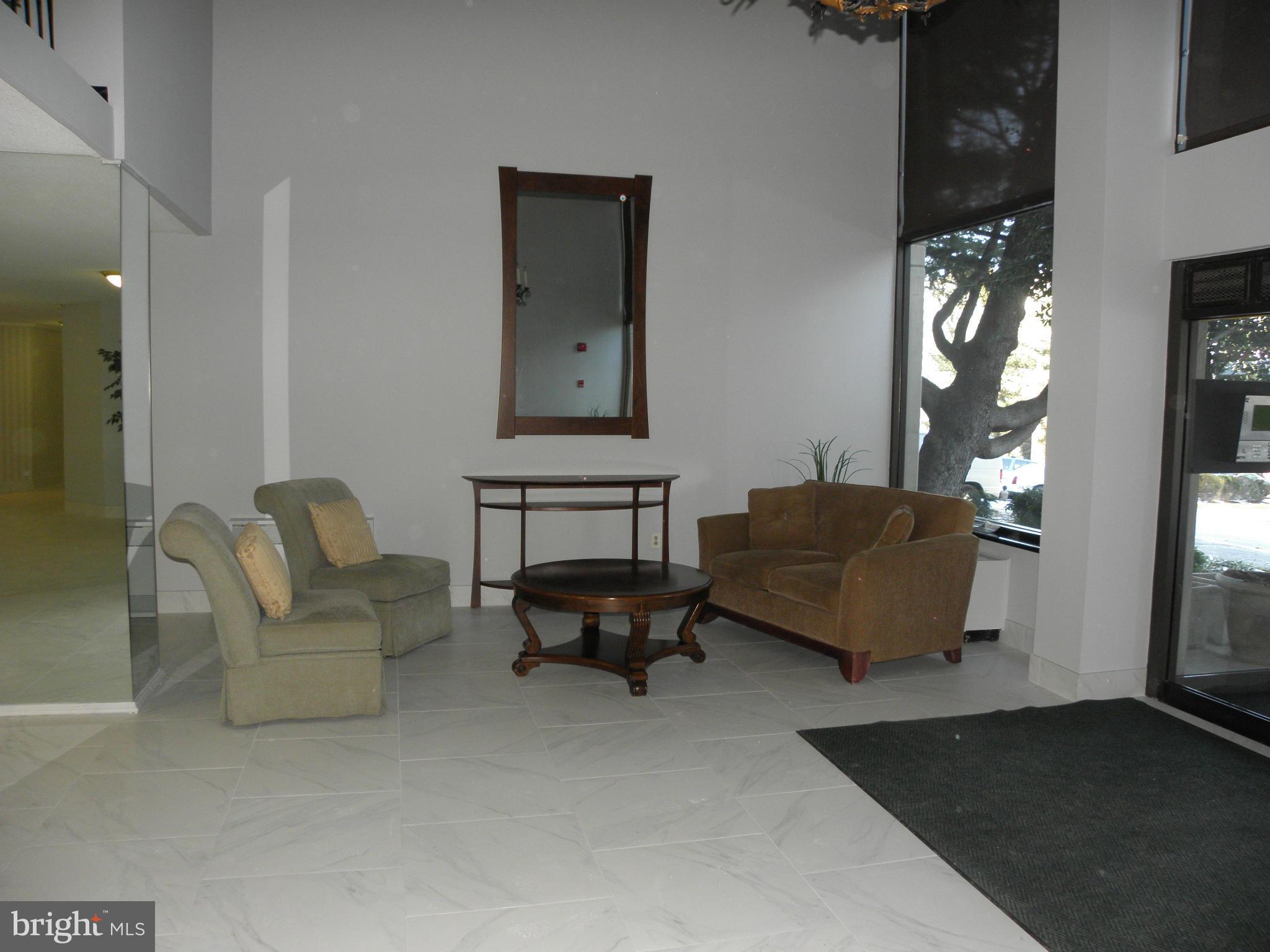 HUNTING CREEK CLUB - Residential Lease