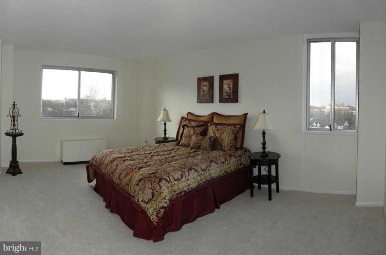 HUNTING CREEK CLUB - Residential Lease