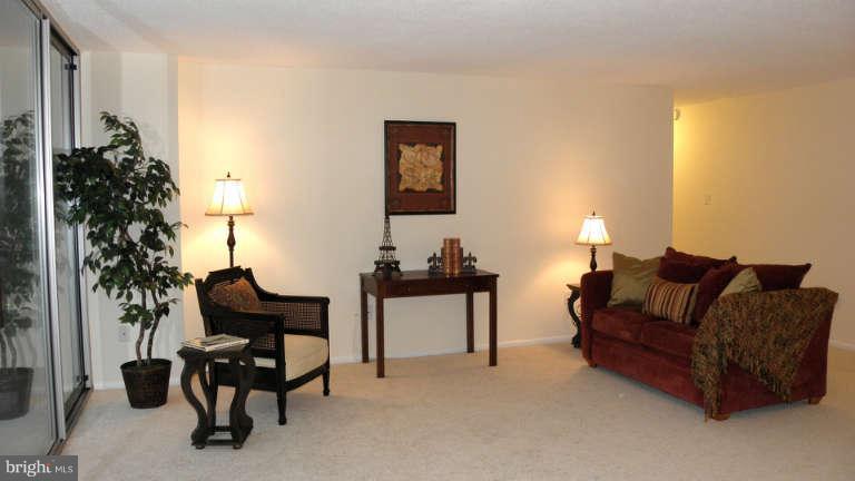 HUNTING CREEK CLUB - Residential Lease