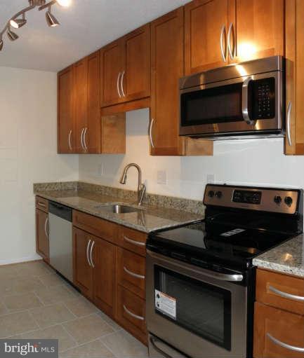 HUNTING CREEK CLUB - Residential Lease