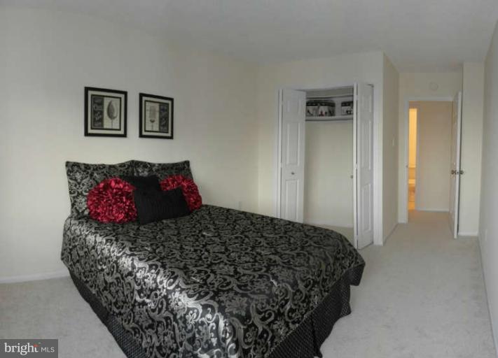 HUNTING CREEK CLUB - Residential Lease