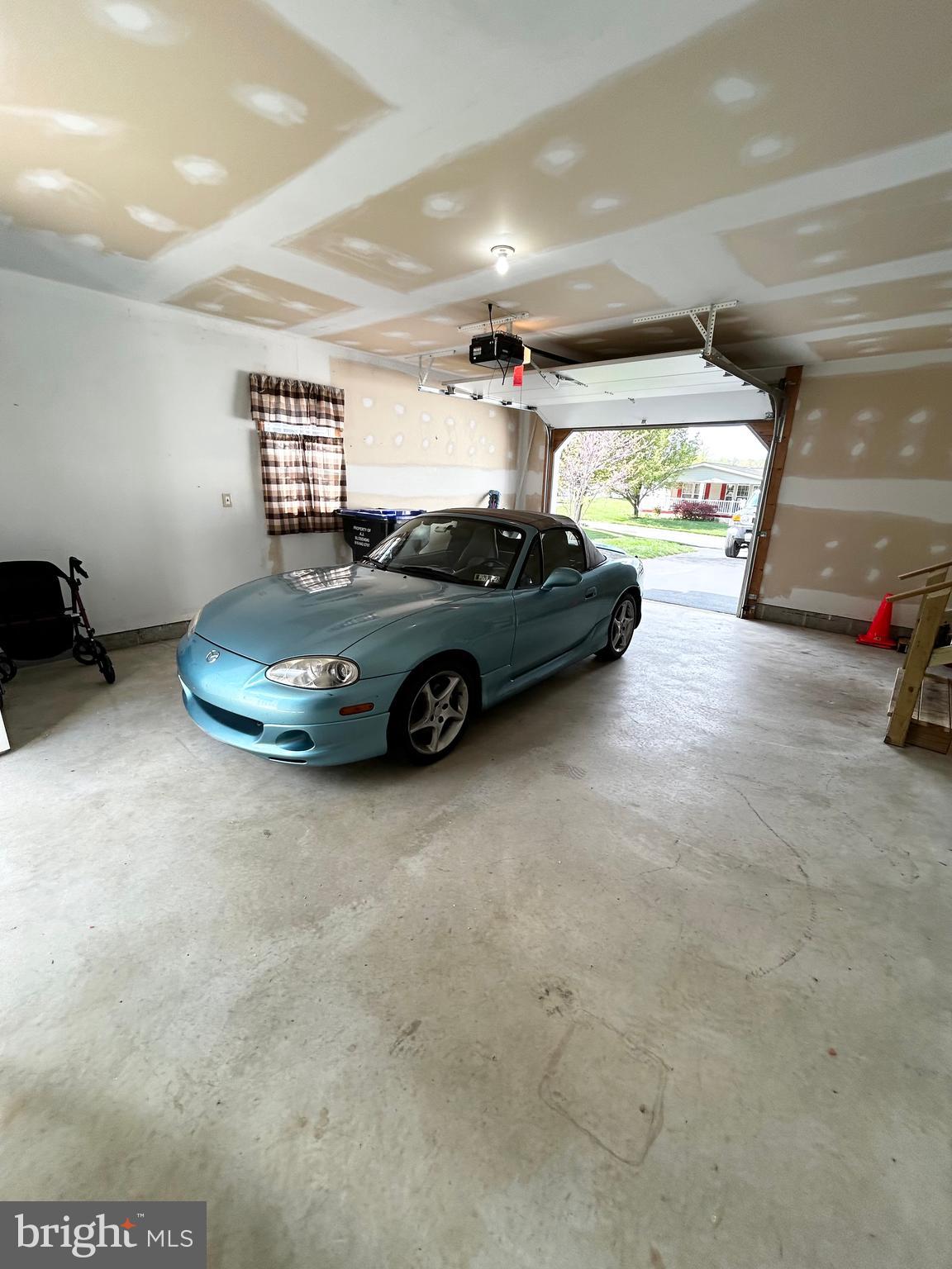 SPRING RUN ESTATES - Residential