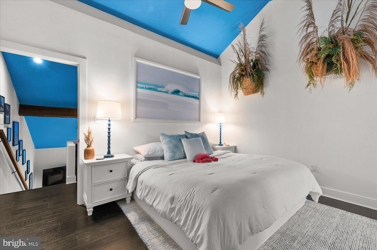 OLD PORT COVE - Residential