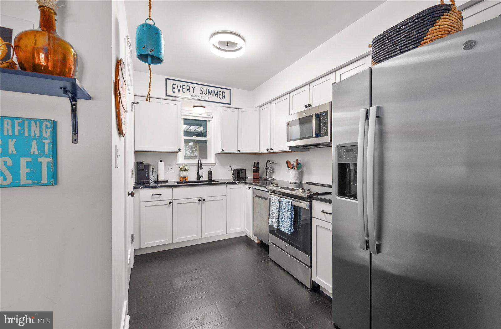 OLD PORT COVE - Residential