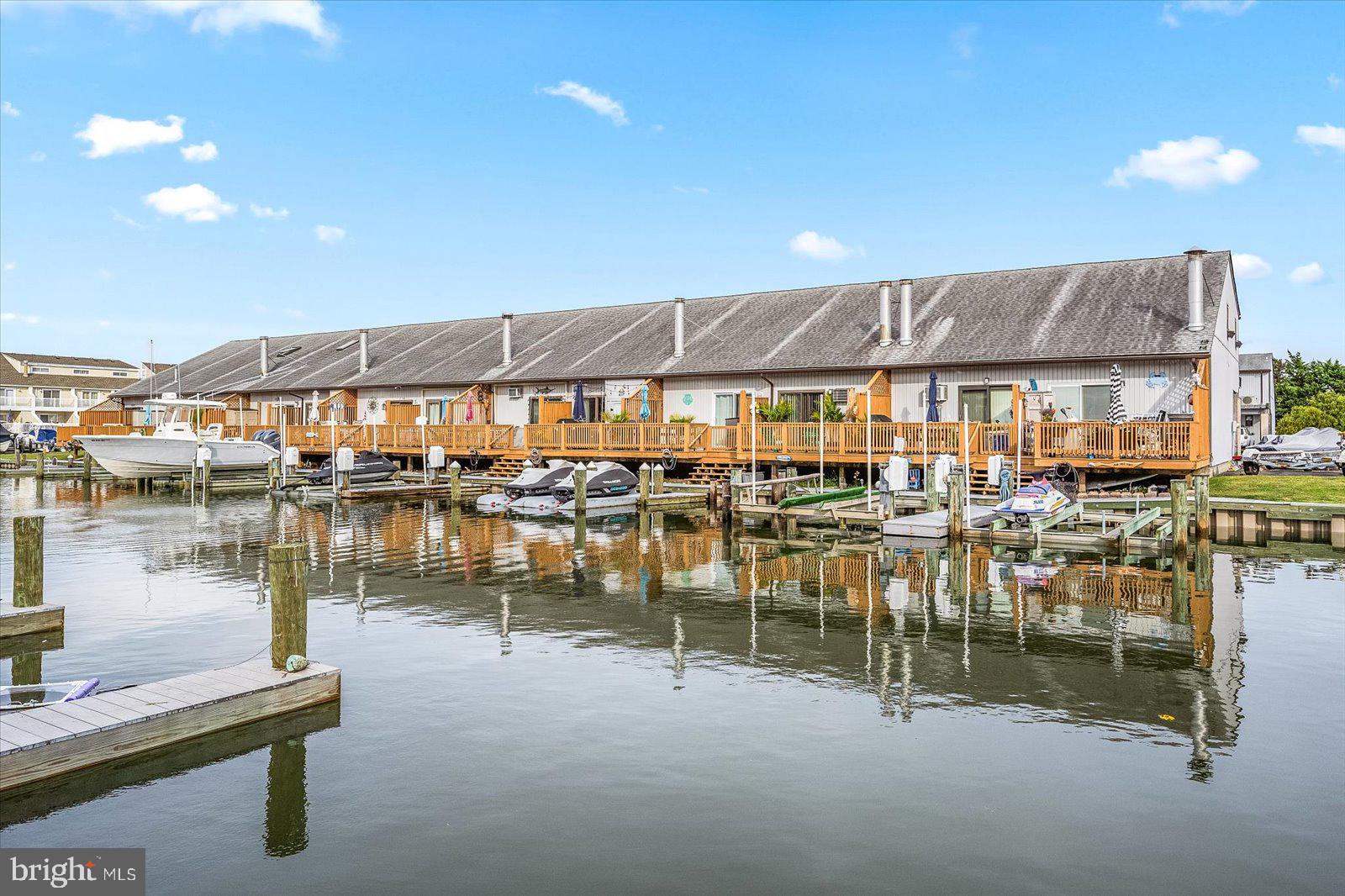 OLD PORT COVE - Residential