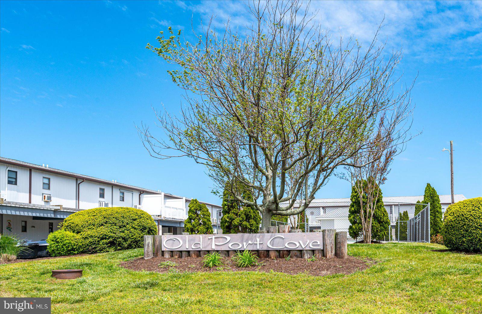 OLD PORT COVE - Residential