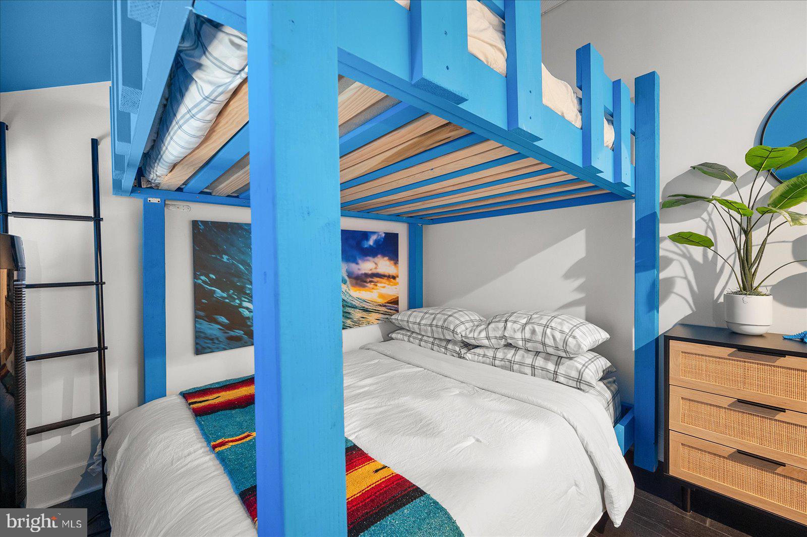 OLD PORT COVE - Residential