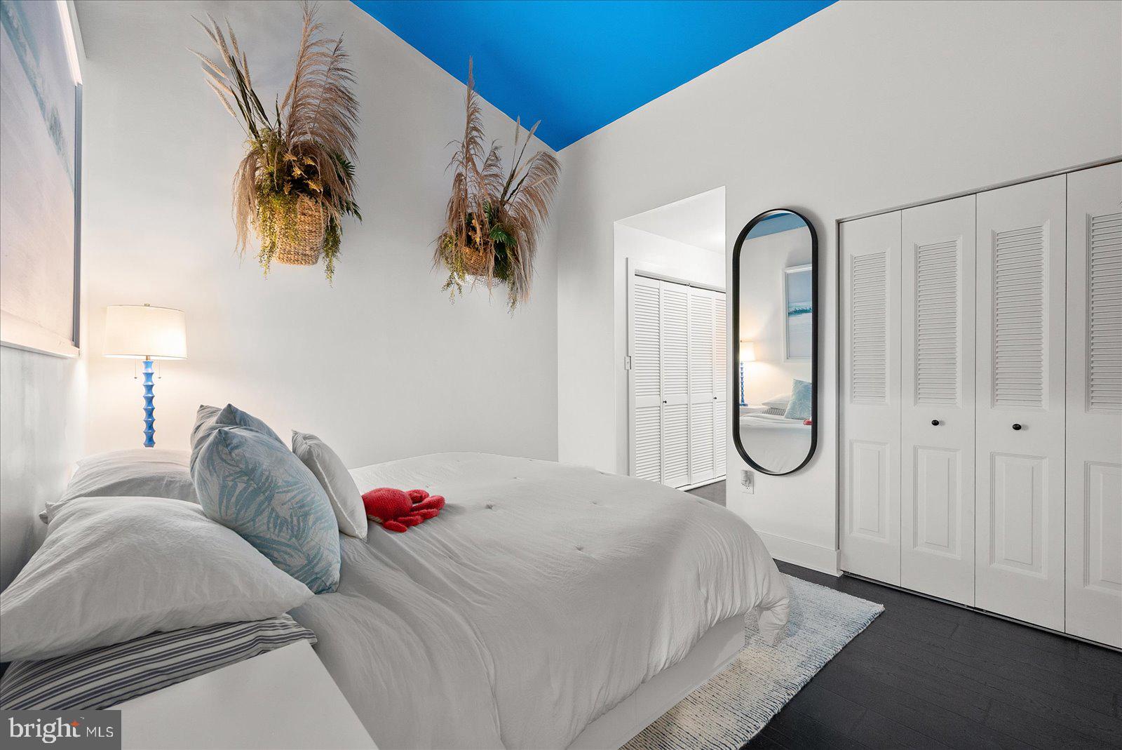 OLD PORT COVE - Residential