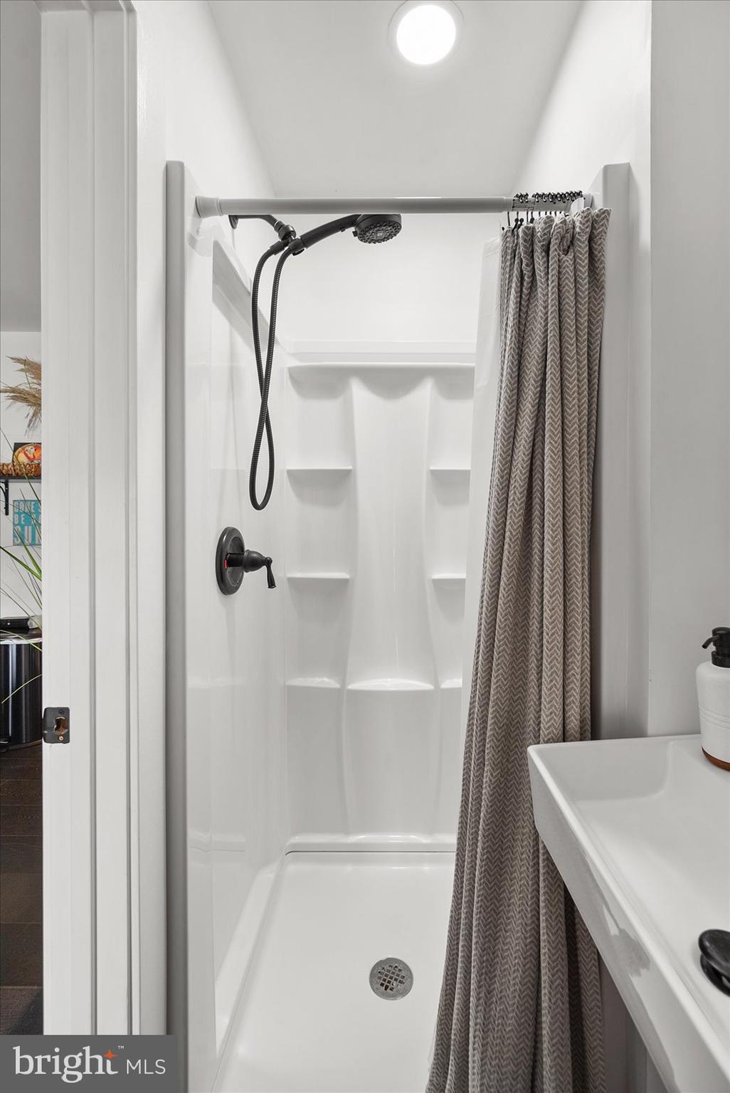 OLD PORT COVE - Residential