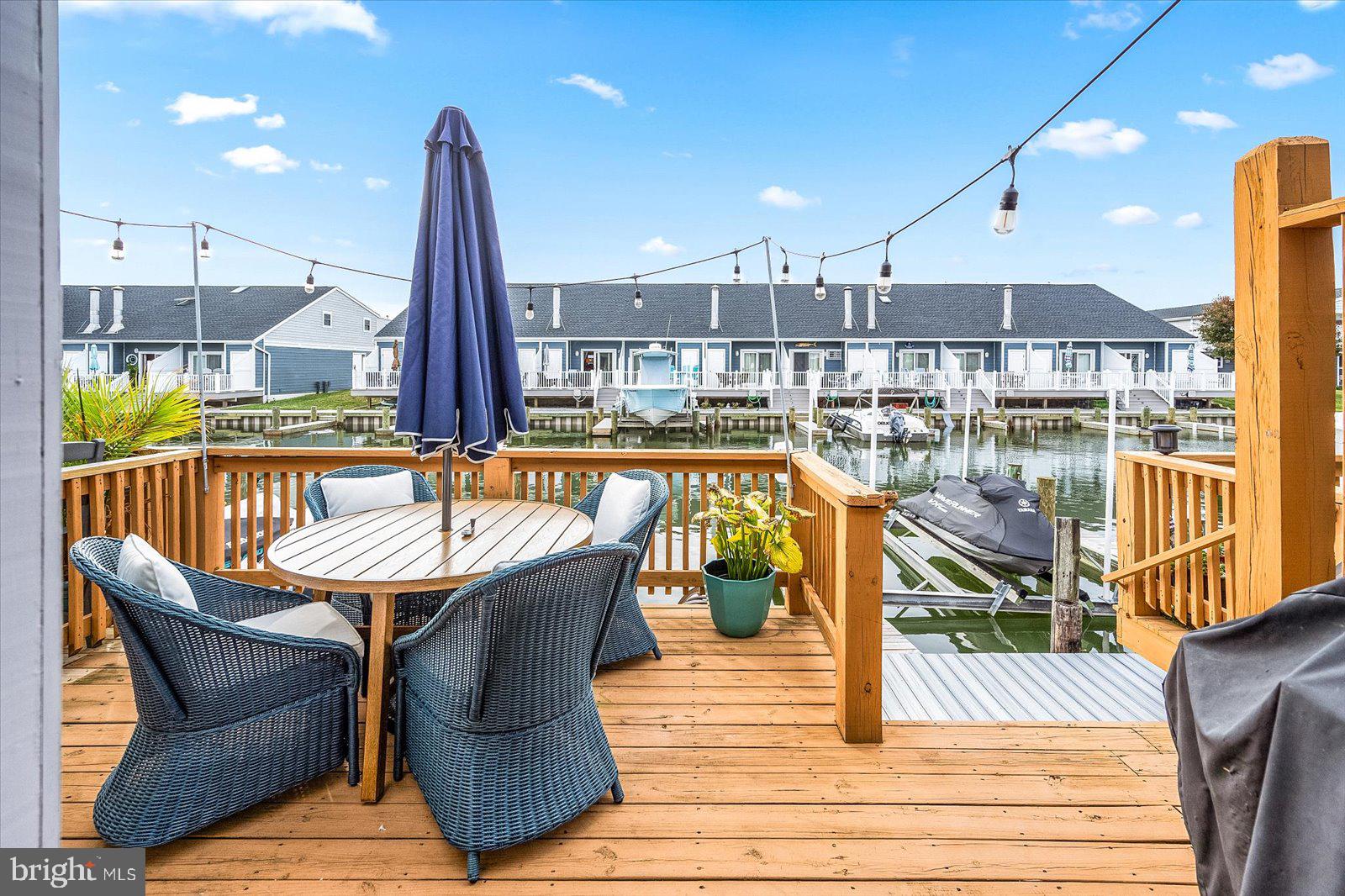 OLD PORT COVE - Residential