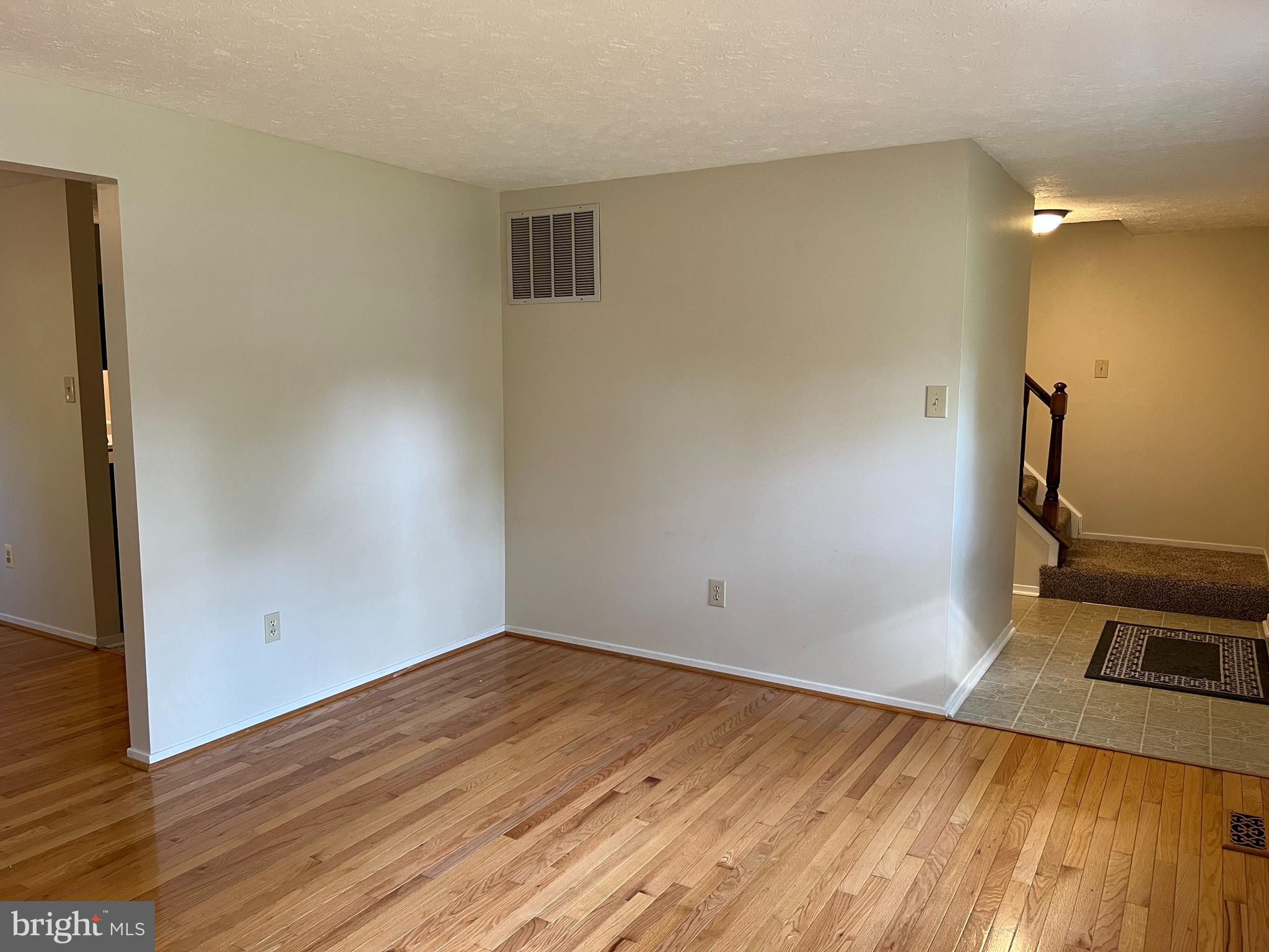 KINGSTREAM - Residential Lease